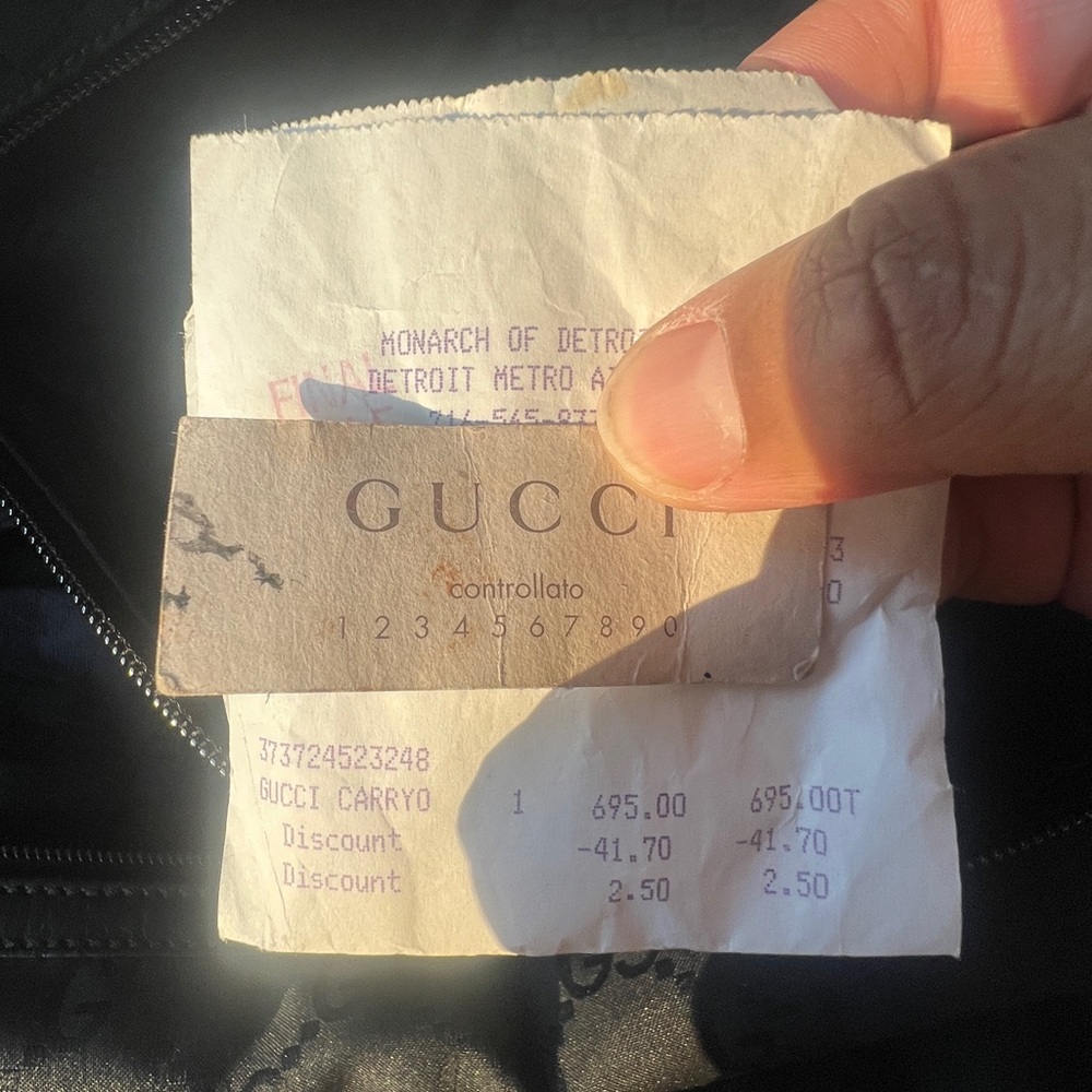 Gucci Black Monogram Duffel Bag - Picture 4 of 8
